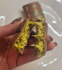 Dubai Pistachio Knafeh Chocolate Bar