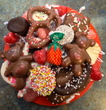 Load image into Gallery viewer, Beary Sweet Valentine's Chocolate Tray
