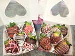 Load image into Gallery viewer, 💕 Valentine&#39;s Day Chocolate Covered Strawberries 🍓
